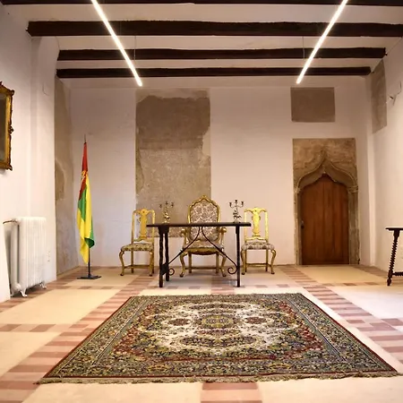 Castillo De De Luis Zueco