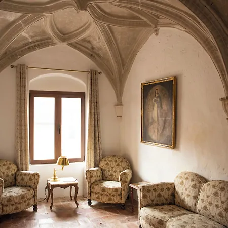 Castillo De De Luis Zueco Hotel *