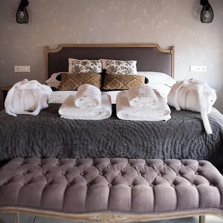 Castillo De De Luis Zueco * Bulbuente