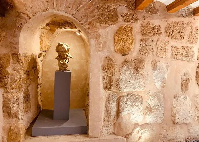 Castillo De De Luis Zueco * Bulbuente