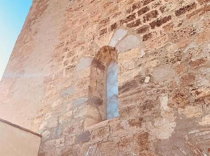 Castillo De De Luis Zueco Hotel *