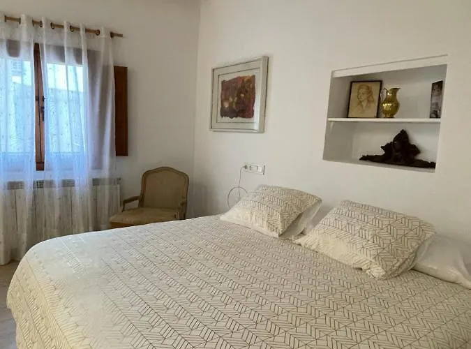 Castillo De De Luis Zueco Hotel *