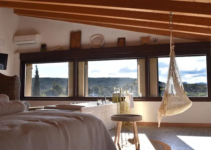 Castillo De De Luis Zueco *