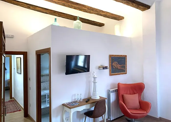 Castillo De De Luis Zueco Hotel *