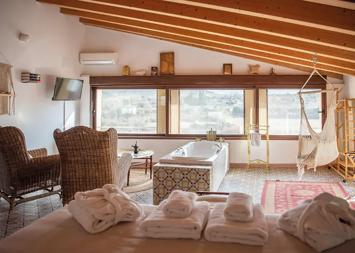 Castillo De De Luis Zueco *