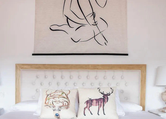 Castillo De De Luis Zueco